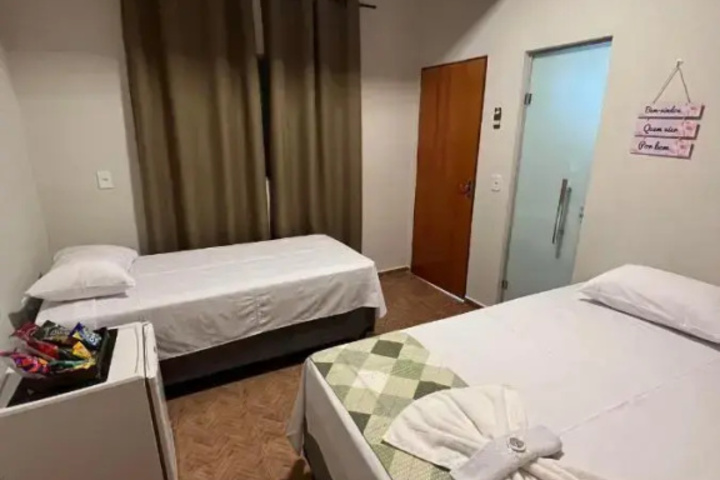 Room 8 of 17