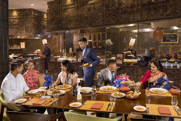 Dining 43 of 86