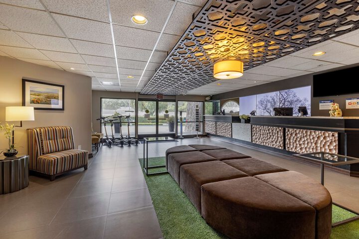 Lobby Entry