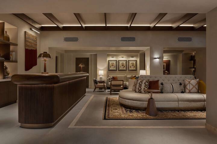Guest Lobby