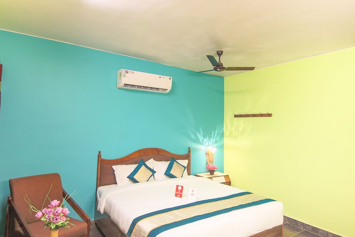 Room 9 of 20