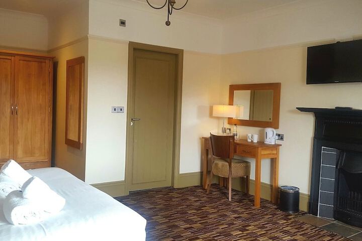 Room 18 of 60
