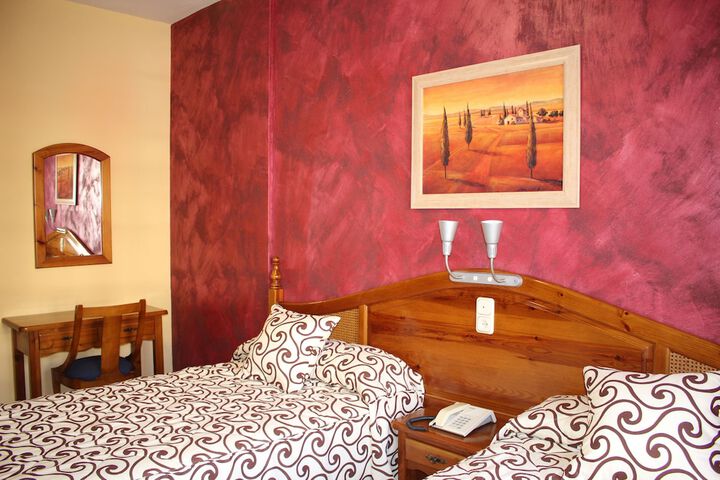 Room 6 of 45