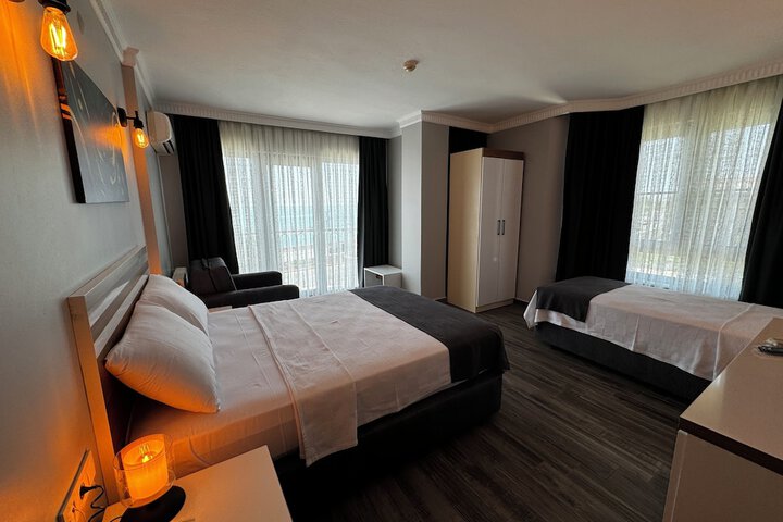 Room 14 of 85
