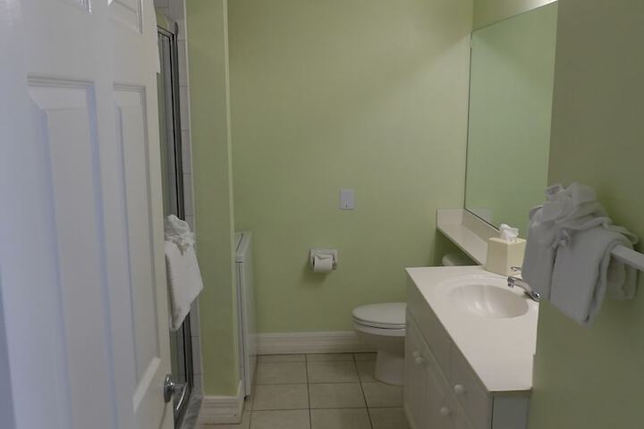 Room 179 of 229