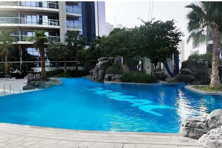 Pool 12 of 25