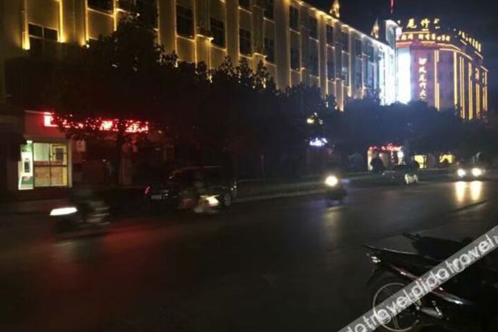 Hotel 5 of 29