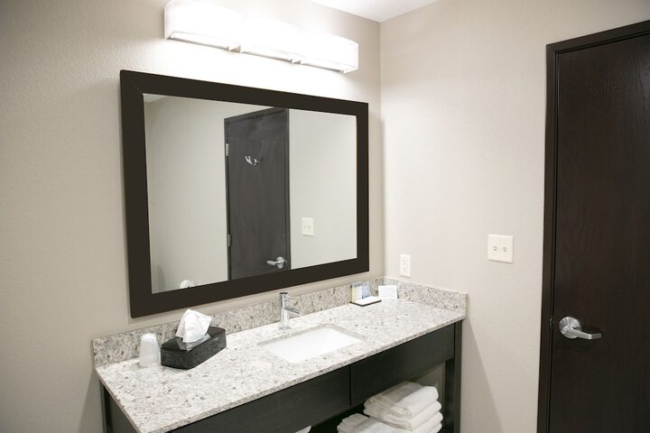 Room 19 of 35