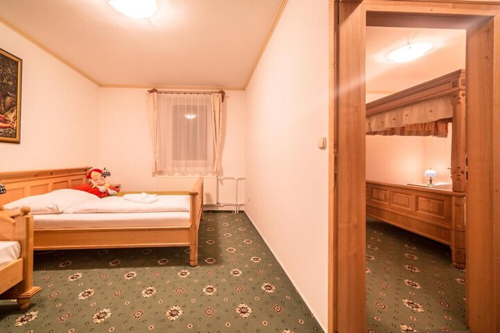 Room 11 of 91