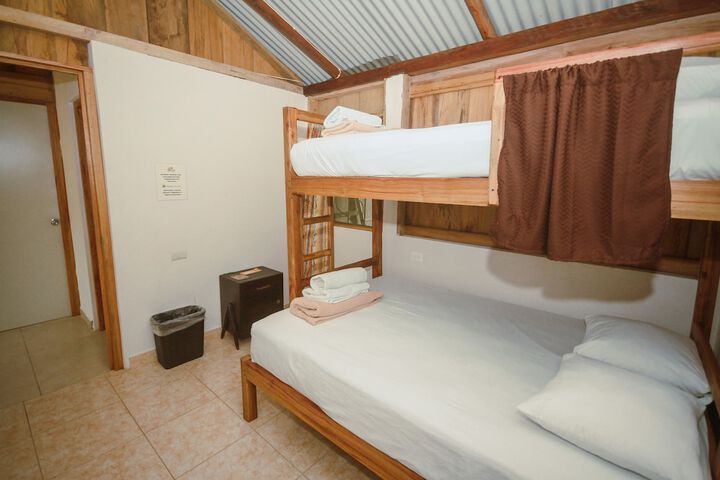 Room 9 of 89