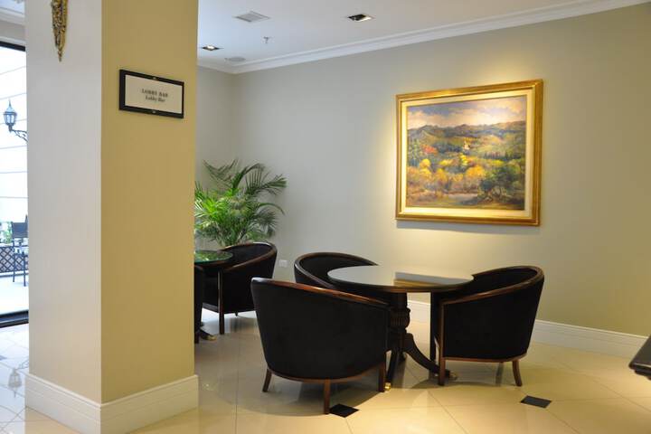 Guest Lobby