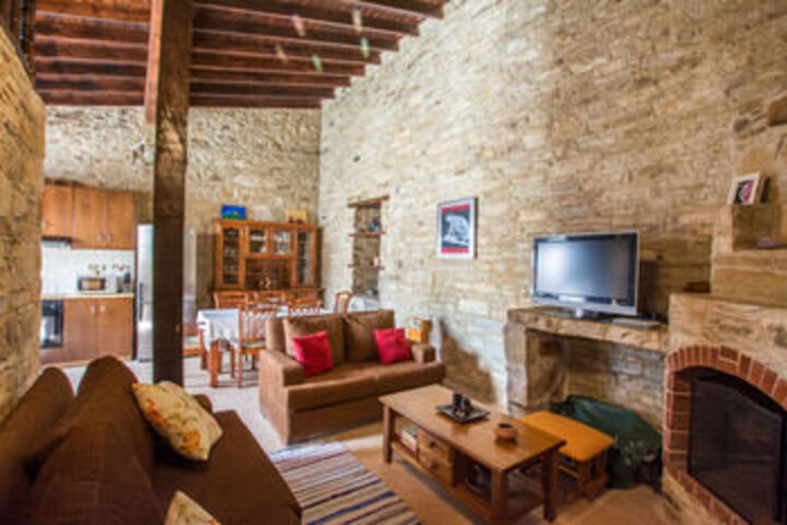 Yorkis Village House