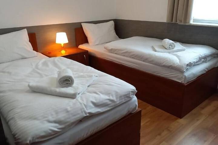Room 7 of 35