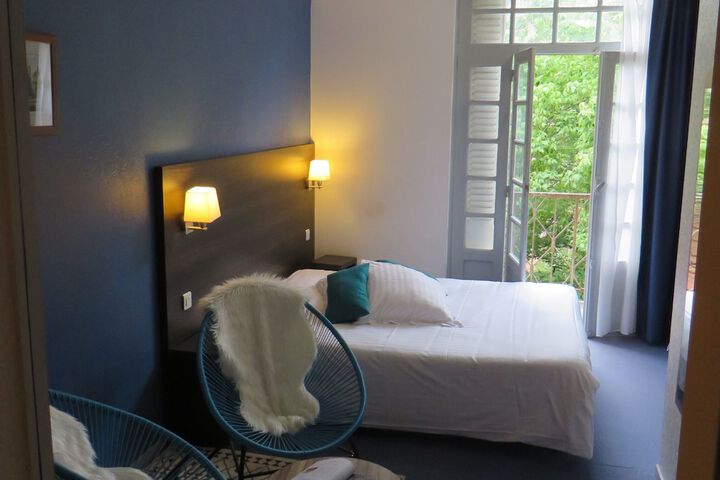 Room 5 of 53