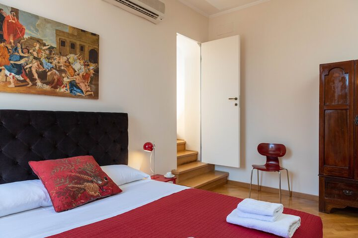 Room 14 of 142
