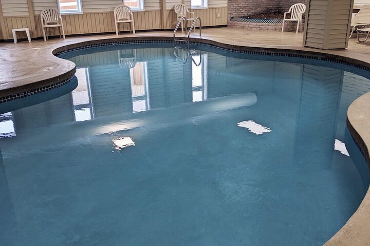 Pool 28 of 47
