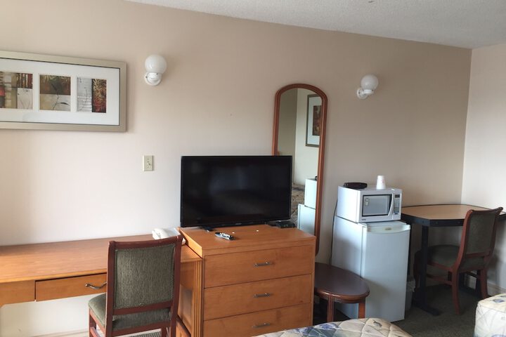 Room 17 of 59