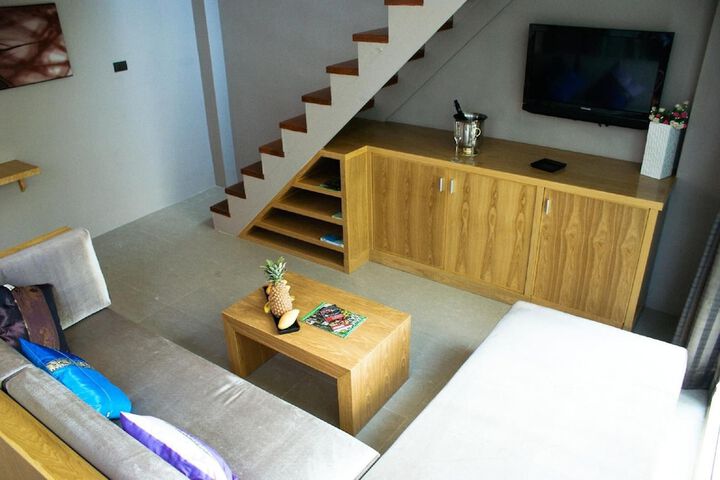 Room 14 of 38