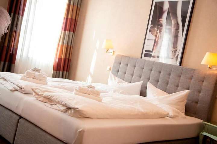 Room 20 of 66