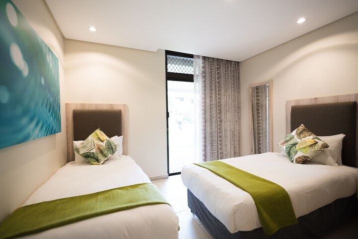 Room 2 of 40