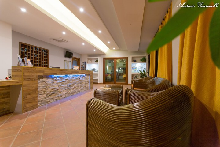 Lobby Photo