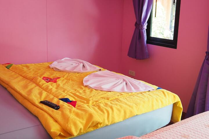 Room 7 of 43