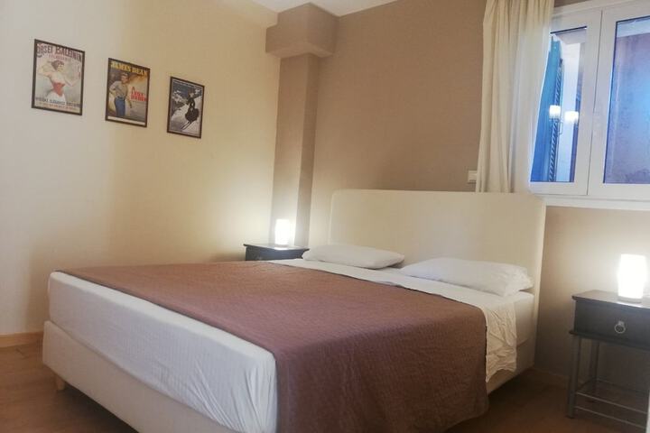 Room 7 of 46