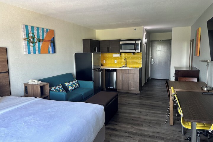 Room 42 of 58