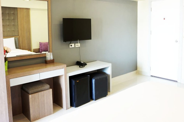 Room 20 of 93
