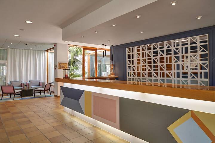 Hotel Interior 4 of 56
