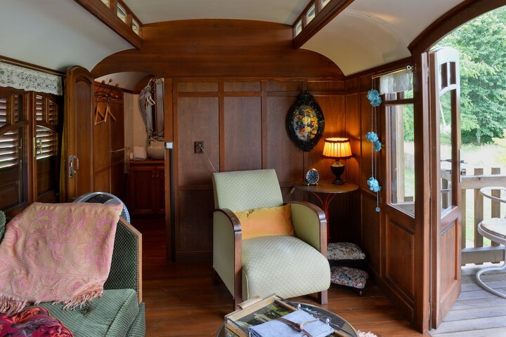 Room 13 of 46