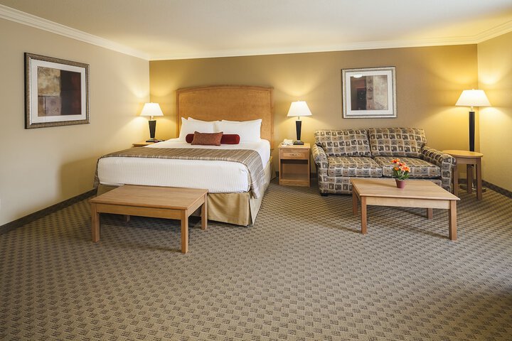 Room 10 of 30