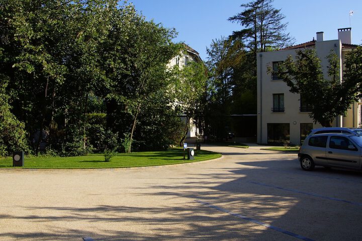 Property Grounds 18 of 103