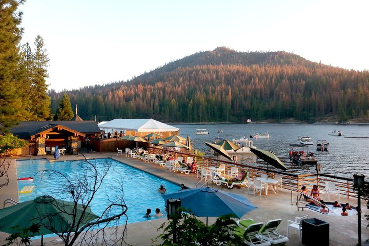 Hotel with Pool