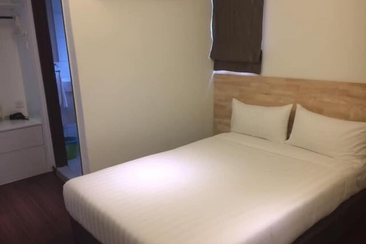 Room 19 of 53
