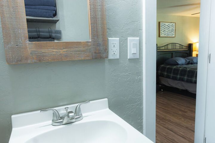 Room 883 of 917