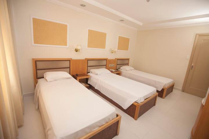 Room 25 of 50