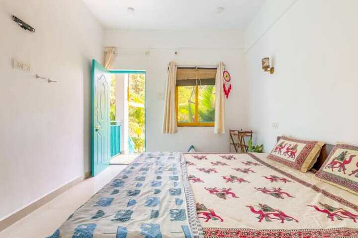 Room 4 of 20