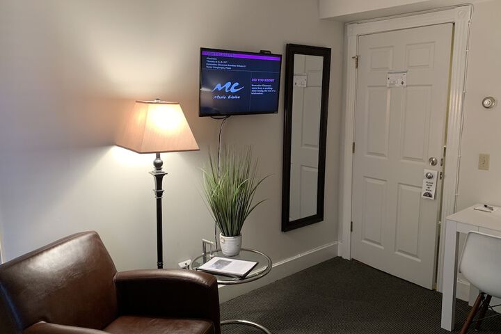 Room 61 of 168
