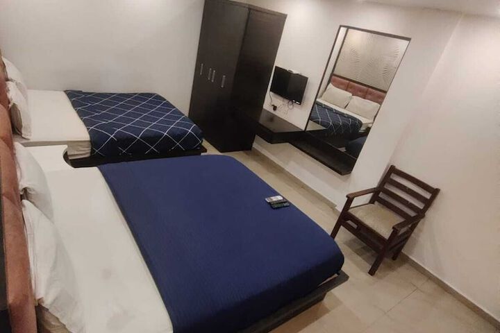Room 15 of 27
