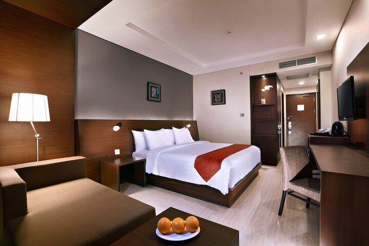 Room 3 of 35