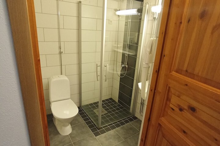 Room 75 of 140