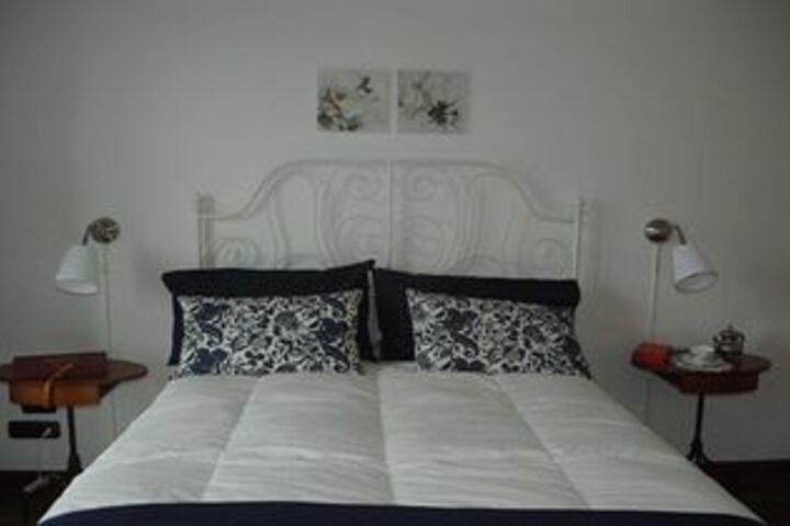 Room 15 of 29
