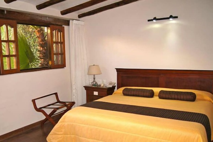 Room 6 of 26