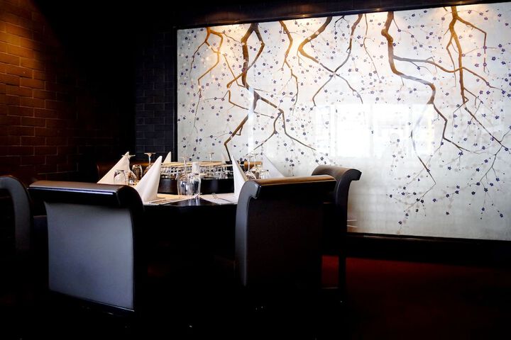 Dining 52 of 91