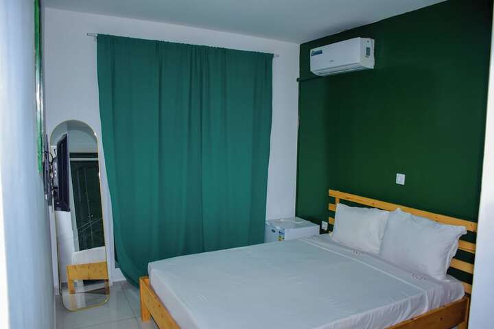 Room 35 of 58