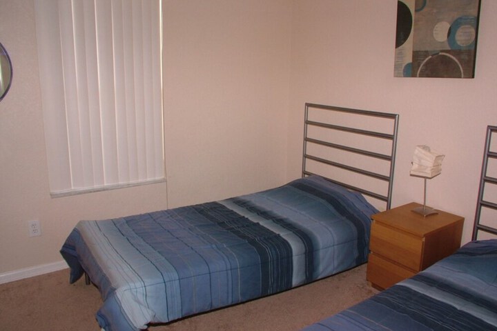 Room 3 of 11