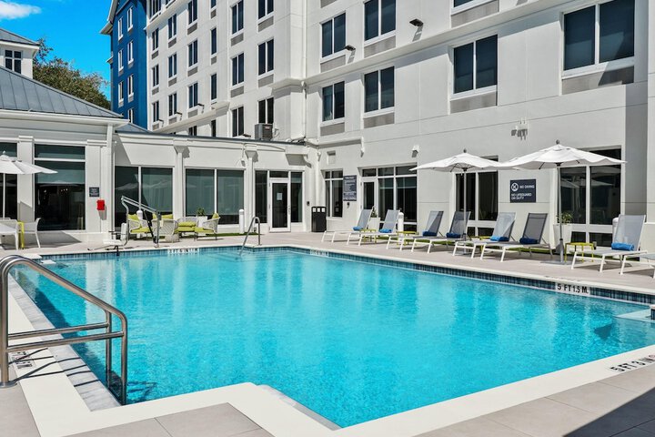 Photo of Hilton Garden Inn Fort Lauderdale Airport-Cruise Port Pool