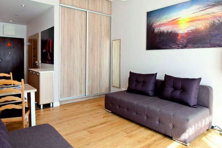 Room 104 of 272