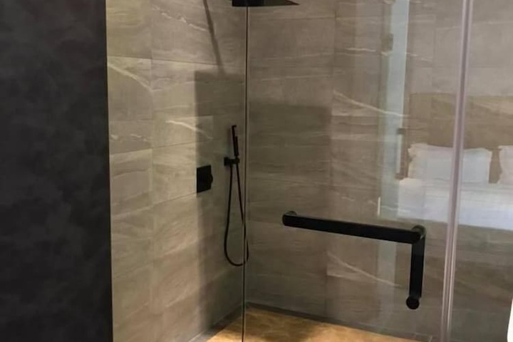 Bath Photo